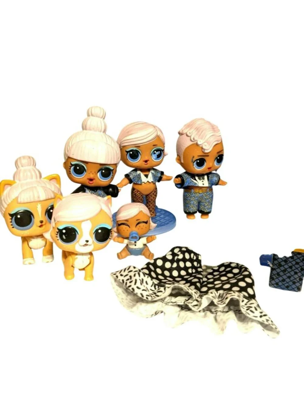 LOL Surprise OMG Downtown BB Uptown Girl Locker Sets Big Sister Pet Accessories